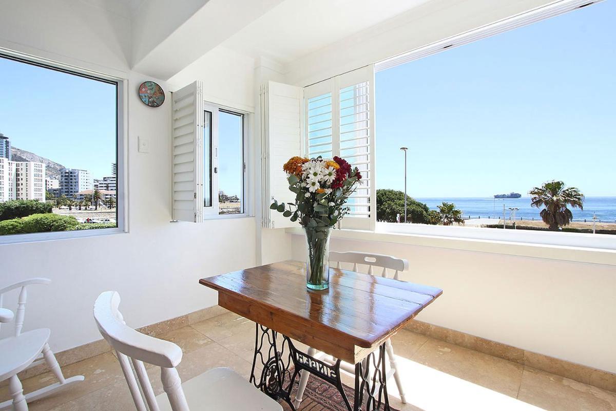 Dolphin Bay With Sea Views Apartment Cape Town