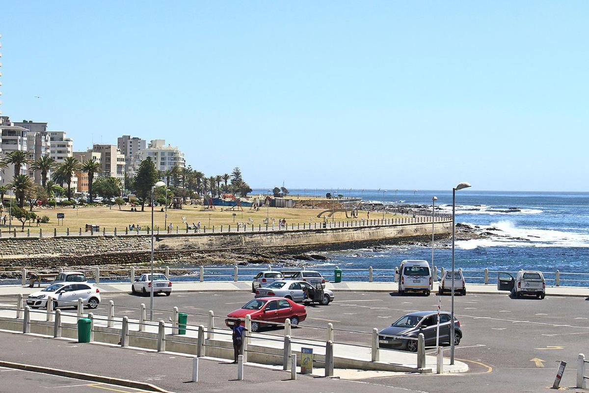 Dolphin Bay With Sea Views Apartment *